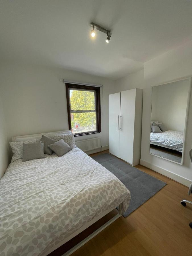 Amazing 3 Bedroom Flat Minutes From Tower Bridge Лондон Экстерьер фото